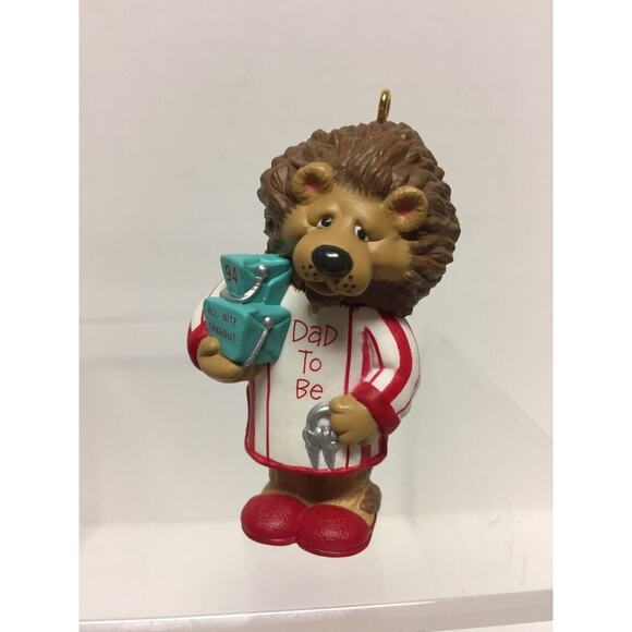 Hallmark Ornament 1994 Dad to Be - Picture 1 of 4